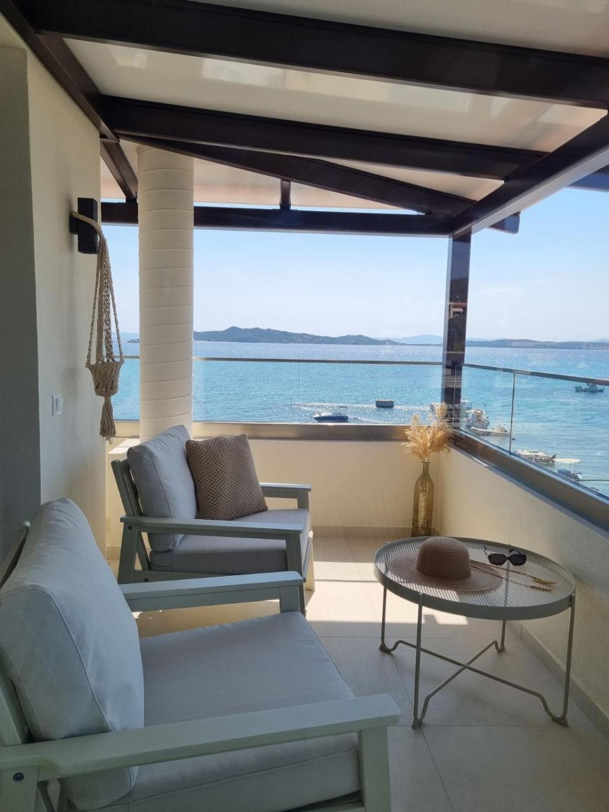 Pension Antonakis Ouranoupolis Greece ภายนอก รูปภาพ