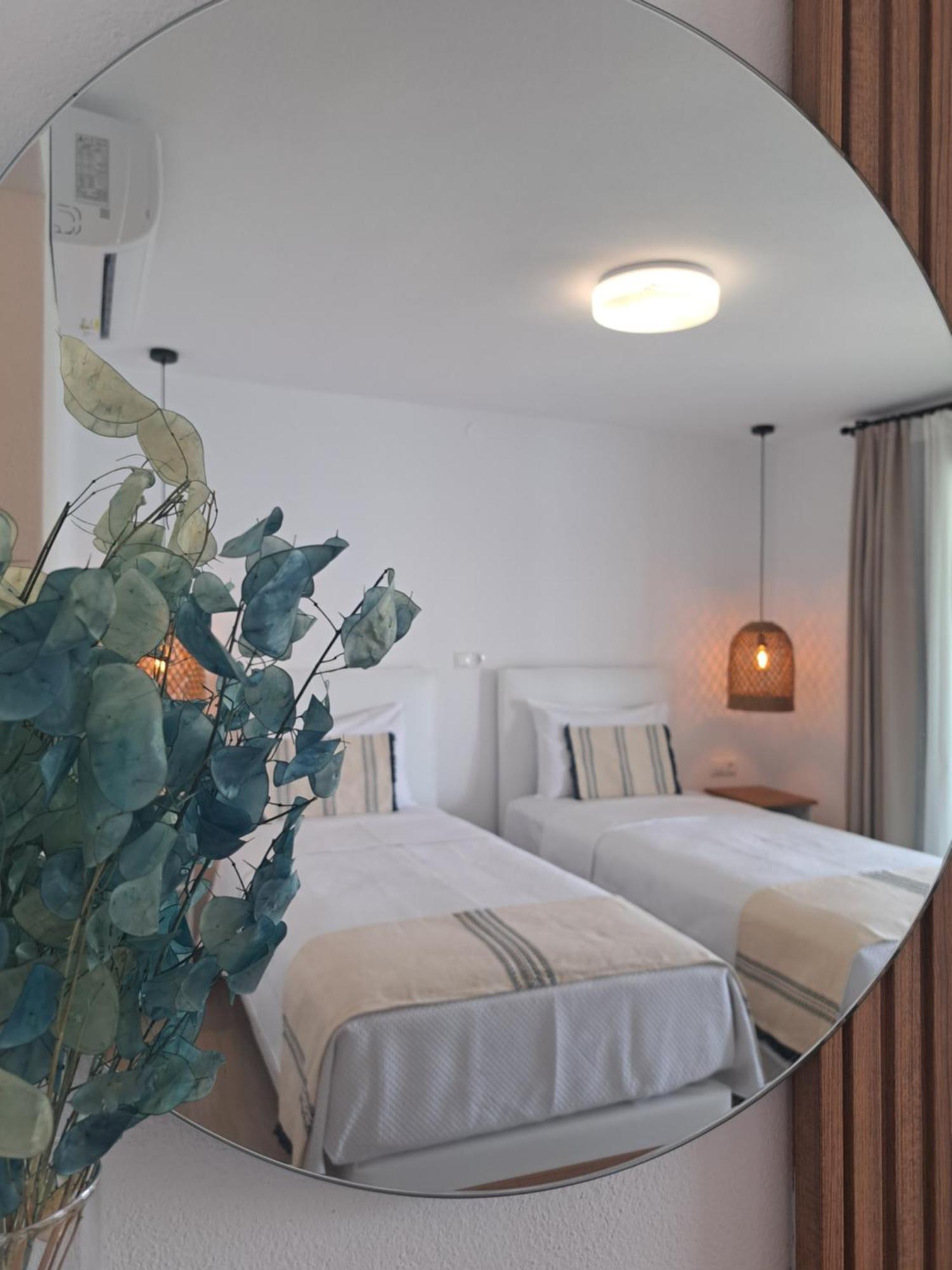 Pension Antonakis Ouranoupolis Greece ภายนอก รูปภาพ